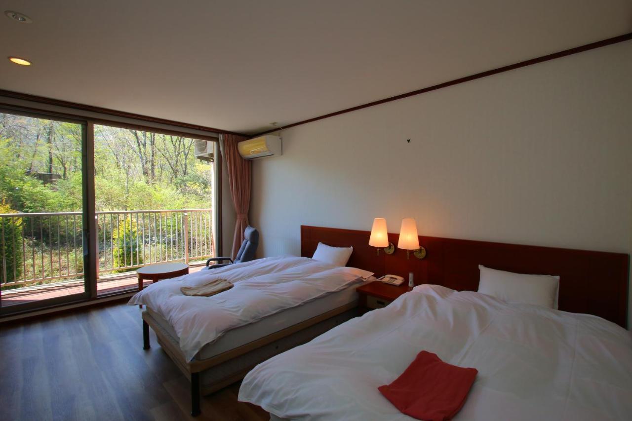 Hokkein-Onsen Kougen-Terrace Hotell Kokonoe Eksteriør bilde